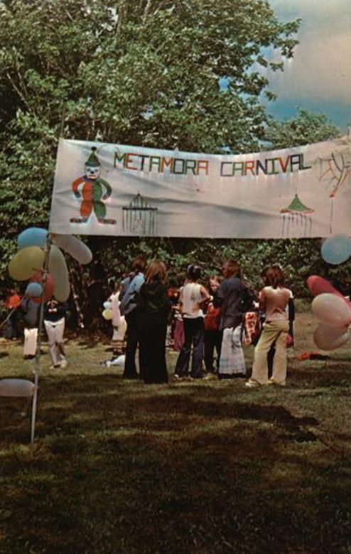 Metamora - Old Postcard (newer photo)